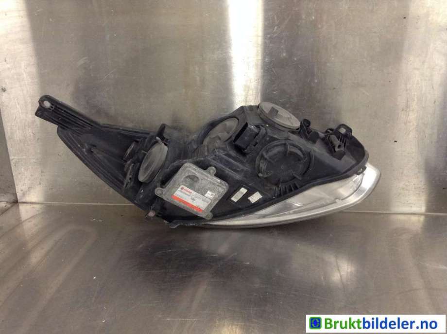 Frontlykt venstre xenon til Ford Focus 2011-2014 (Type III, Fase 1) (FORD|BM51-13D155-AE|2004299|)