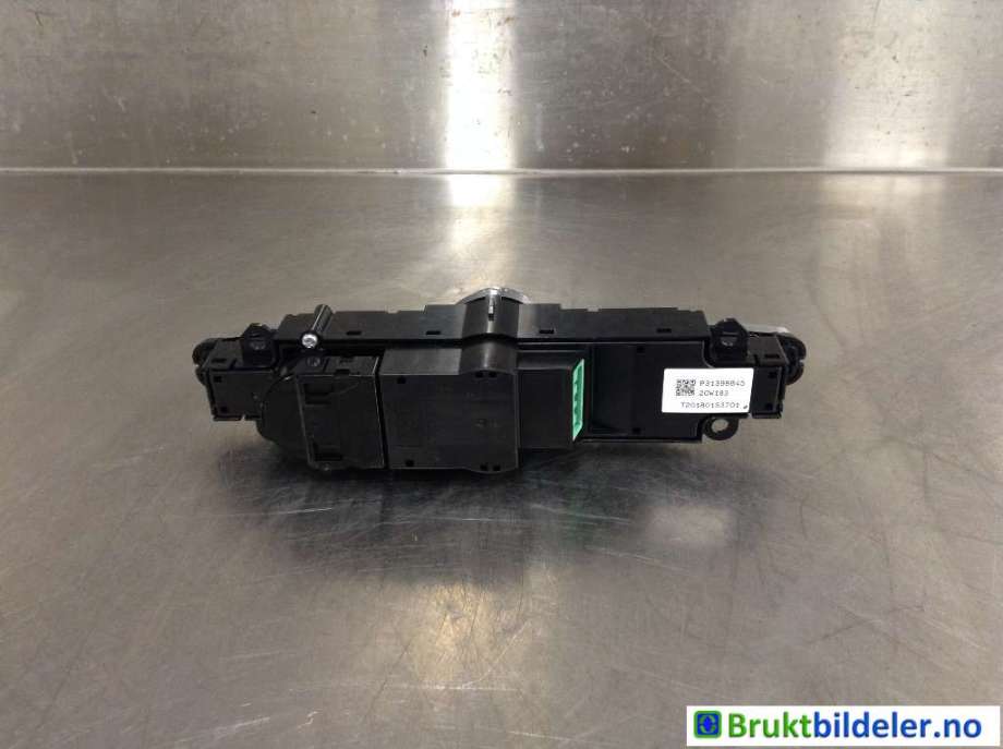Bilstereo diverse til Volvo XC60 2017-->> (Type II) (VOLVO|3398845|)