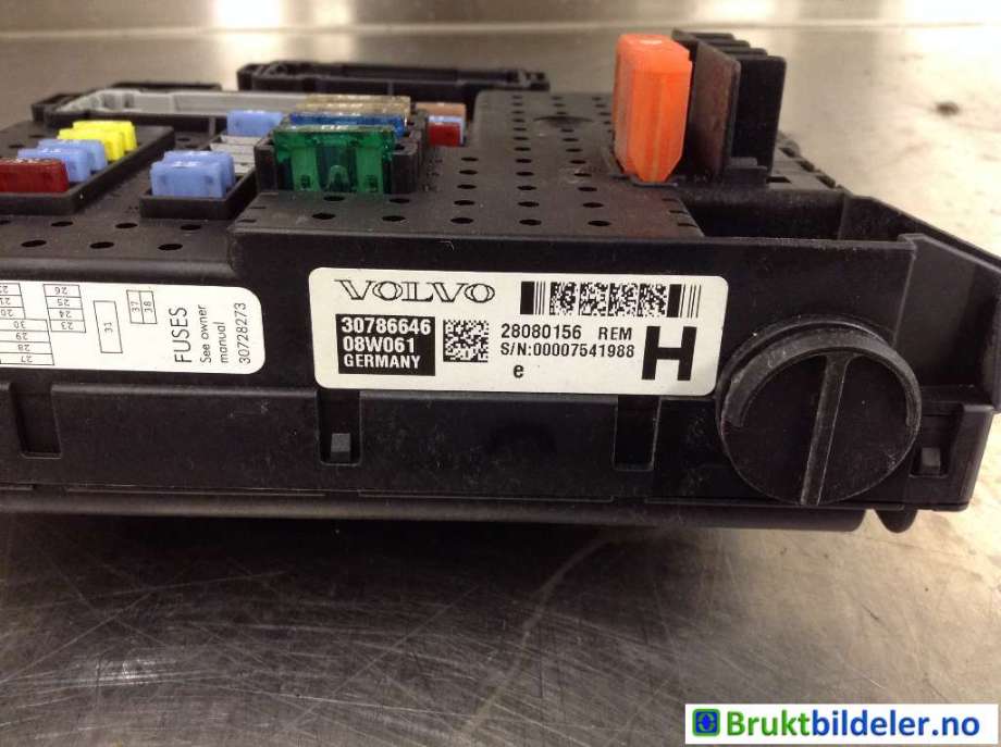 Sikringsboks til Volvo S60 2005-2010 (Type I, Fase 2)  (VOLVO|30786646|28080156|)