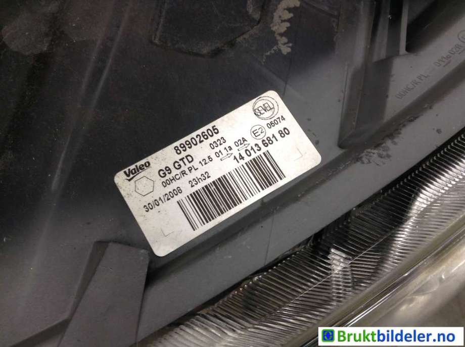 Frontlykt venstre halogen til Citroën Jumpy 2007-2016 (Type II)  (CITROEN|6208 L0|89902605|)