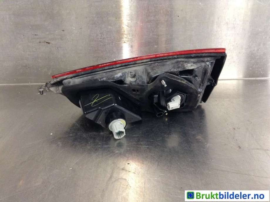 Baklykt venstre indre til Nissan Qashqai 2014-2021 (Type II)  (NISSAN|265554EA5C||265554EA5E)