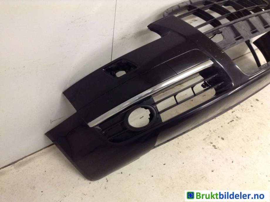 Støtfanger foran til Audi A6 2005-2008 (Type III, Fase 1) (C6) (C6) (AUDIA6 3,0 LIMO QUATRO|4F0 807 105 C|)