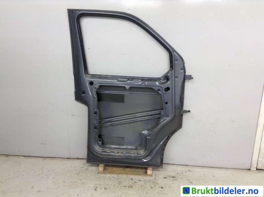 Dør venstre 2dørs til VW Transporter / Caravelle 2009-2015 (Fase 2) (T5) (T5) (VOLKSWAGEN|7LA 831 055||7LA 831 055 B)