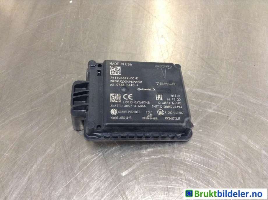 Sensor radar til Tesla Model 3, 2018-2023 (Fase 1)  (TESLA|1108647-00-D)