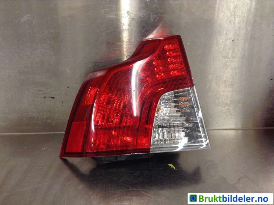 Baklykt venstre til Volvo S40, 2008-2012 (Type II, Fase 2)  (VOLVO|30744537)