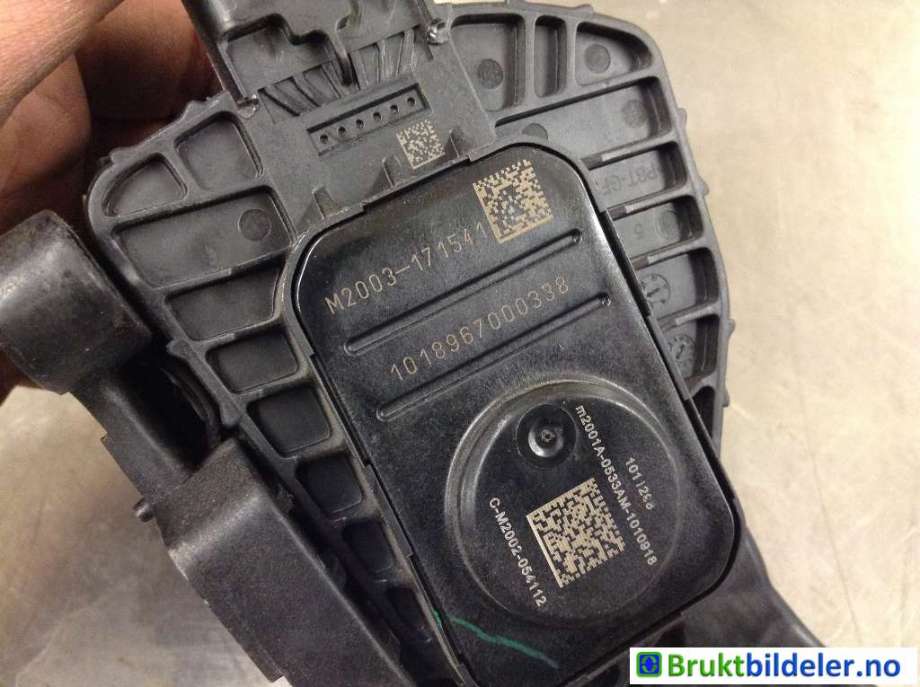Pedal gass til Tesla Model 3 2018-2023 (Fase 1)  (TESLA||M2003-171541)