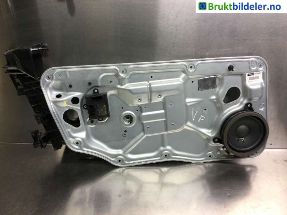 Ruteheis til Volvo V70 2007-2013 (Type III, Fase 1)  (VOLVO|30661065|)