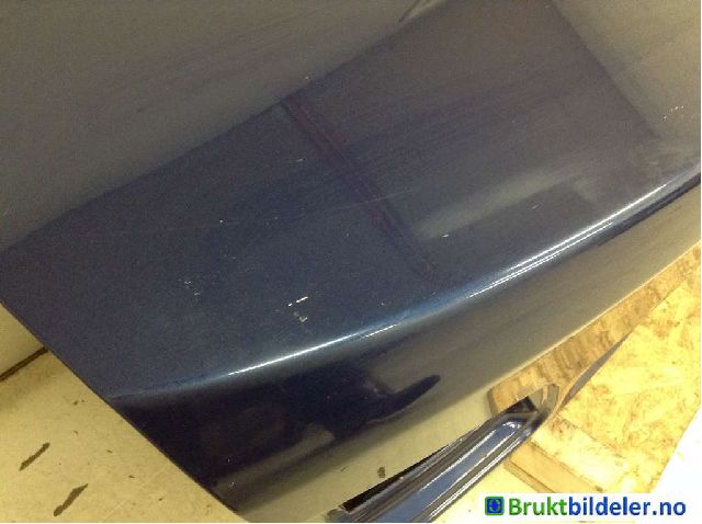 Bakluke sedan til BMW 3-Serie 2005-2011 (E90/E91/E92/E93) (E90/E91/E92/E93) (BMW|41 61 7 168 515|)