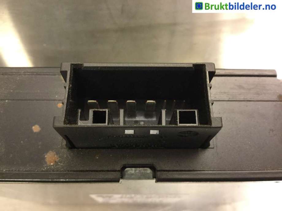 Styreenhet diverse til BMW 3-Serie 2005-2011 (E90/E91/E92/E93) (E90/E91/E92/E93) (BMW|61 42 9 113 348|)