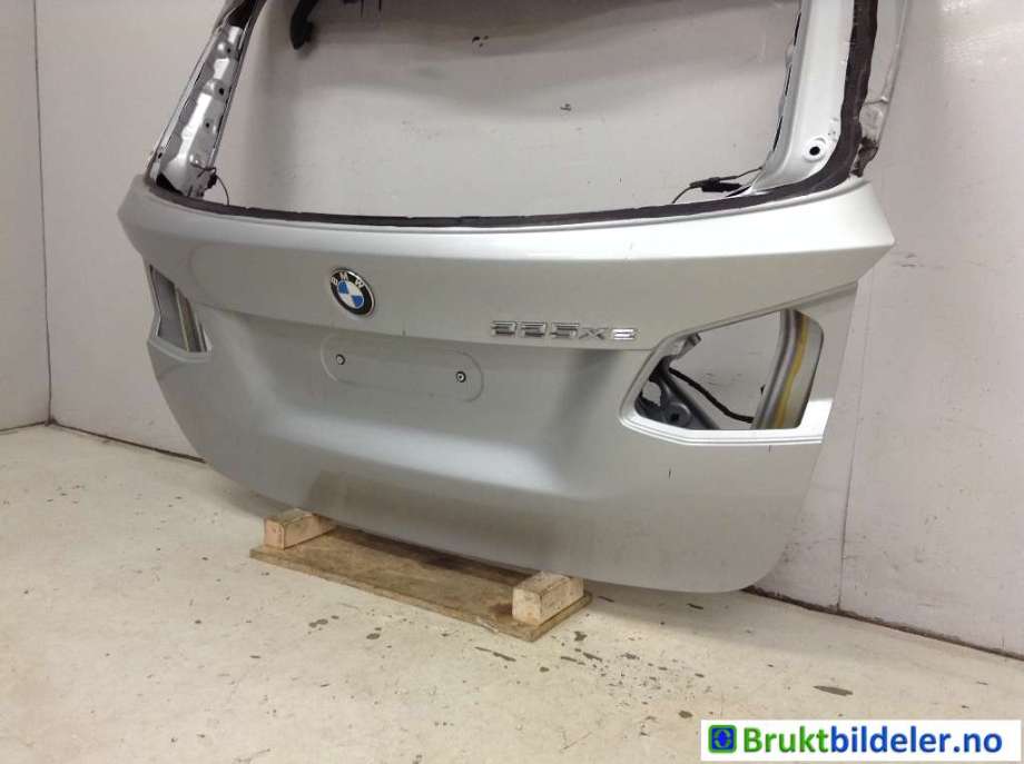 Bakluke til BMW 2-Serie 2014-2021 (F22/F23) (F22/F23) (BMW|41 00 7 317 766|)