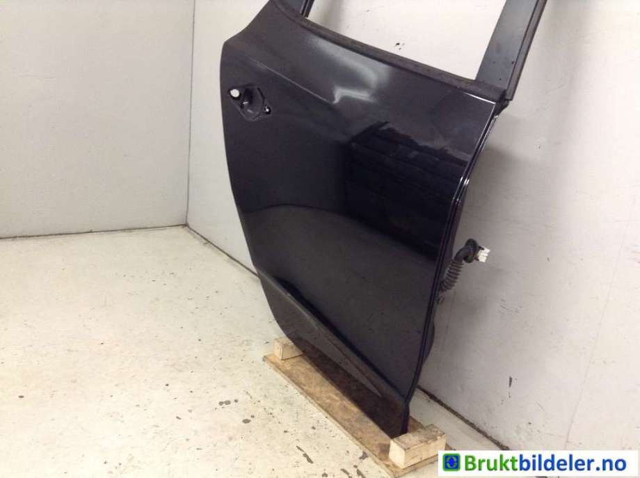Dør høyre bak til Hyundai Ix35 2010-2015  (HYUNDAI|77004 2Y000|)