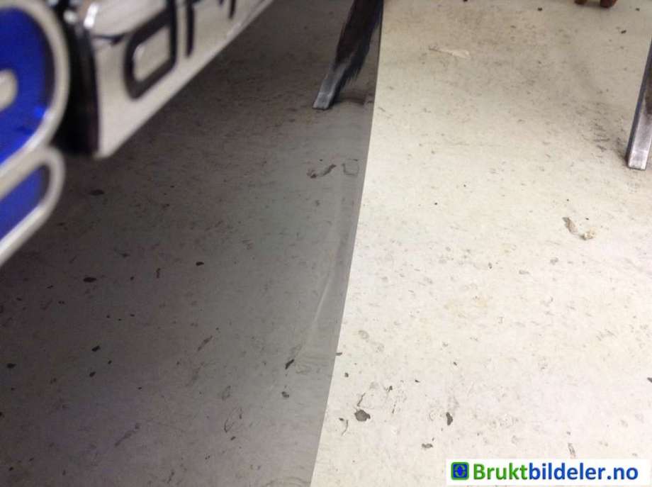 Dør høyre foran til Hyundai Ix35 2010-2015  (HYUNDAI|76004 2Y000|)