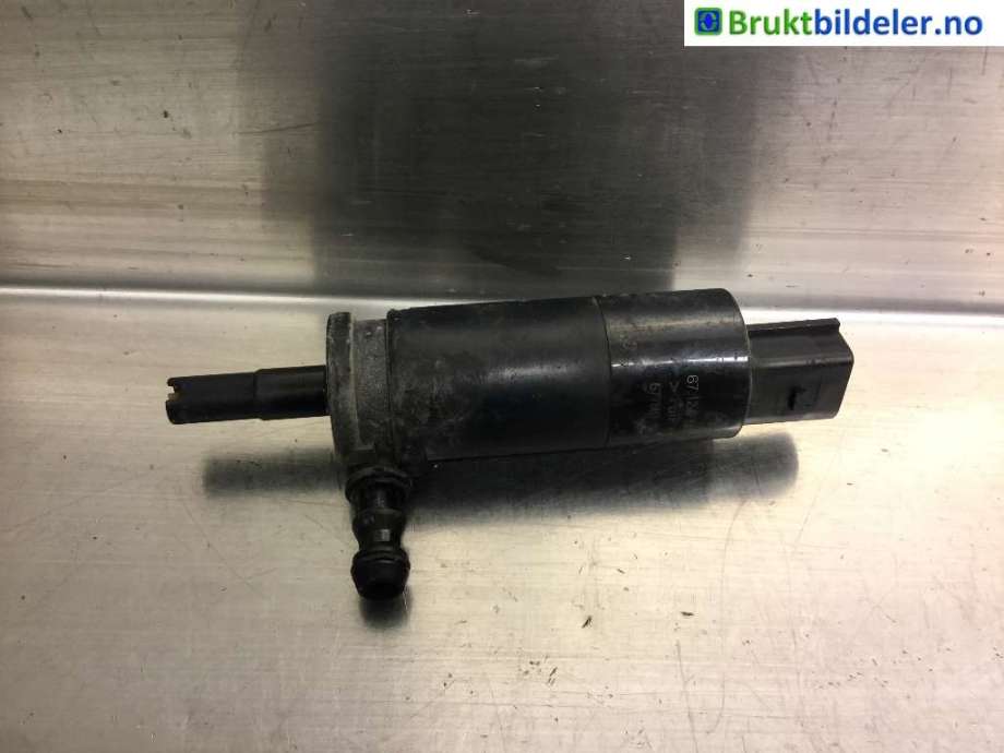 Spylerpumpe foran til BMW 3-Serie, 2005-2011 (E90/E91/E92/E93) (E90/E91/E92/E93) (BMW|67.12 6 973 097)