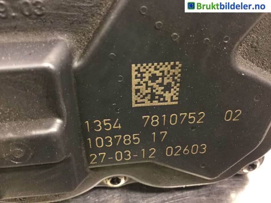 Spjeldhus til BMW 5-Serie 2010-2017 (F10/F11) (F10/F11) (BMW|1354 7 810 752|)