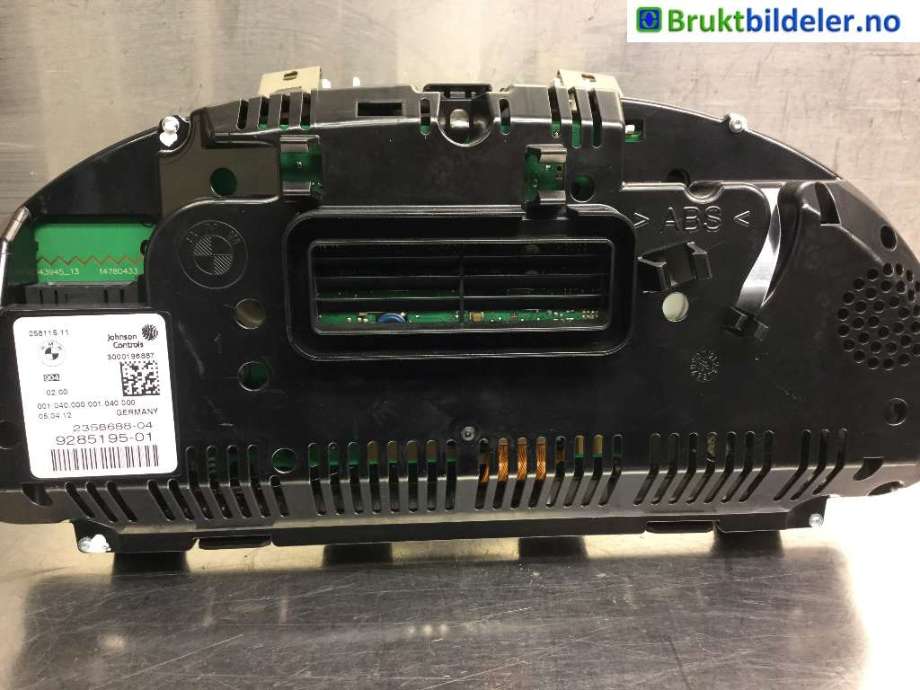 Instrumentpanel til BMW 5-Serie 2010-2017 (F10/F11) (F10/F11) (BMW|9 342 806-01|2 358 688 - 04|)