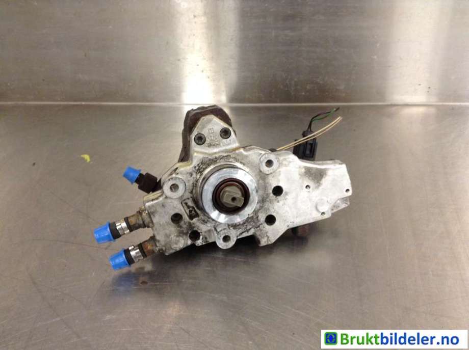 Styreenhet drivstoffpumpe til Mercedes Vito/Viano 2004-2010 (Fase 1) (W639) (W639) (A 646 070 04 01|0 445 010 143|)