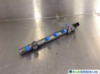 Dyseskinne (fuelrail) til Mercedes E-Klasse, 2009-2013 (Fase 1) (W212) (W212) (MERCEDES|A 642 070 33 95)