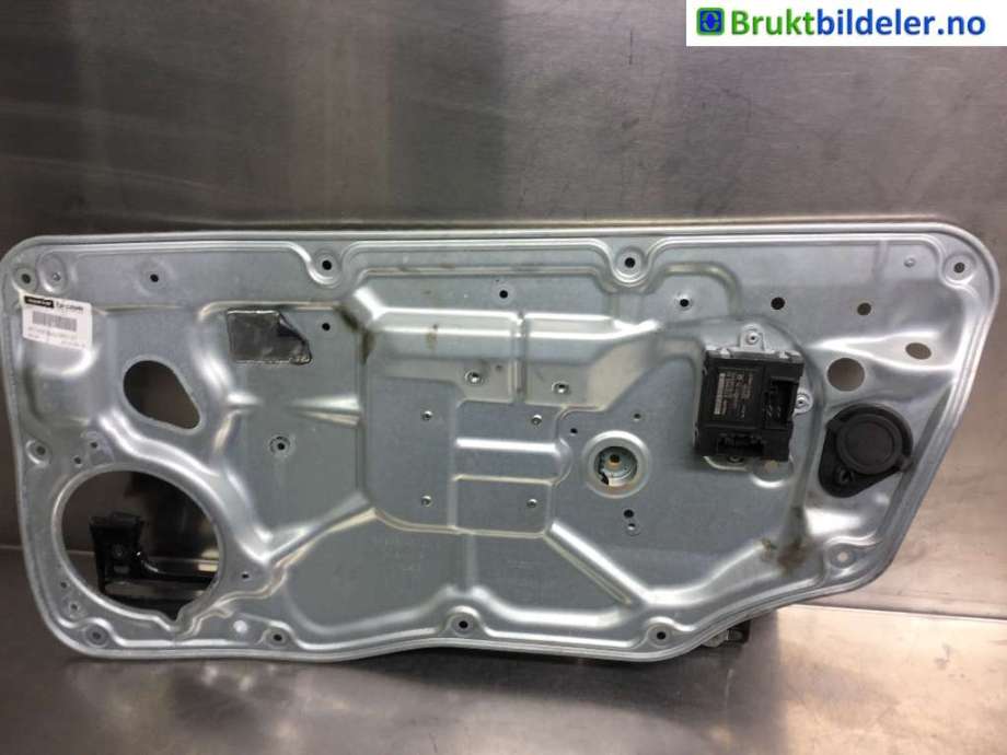 Ruteheis til Volvo V70 2007-2013 (Type III, Fase 1)  (VOLVO|30661066|)