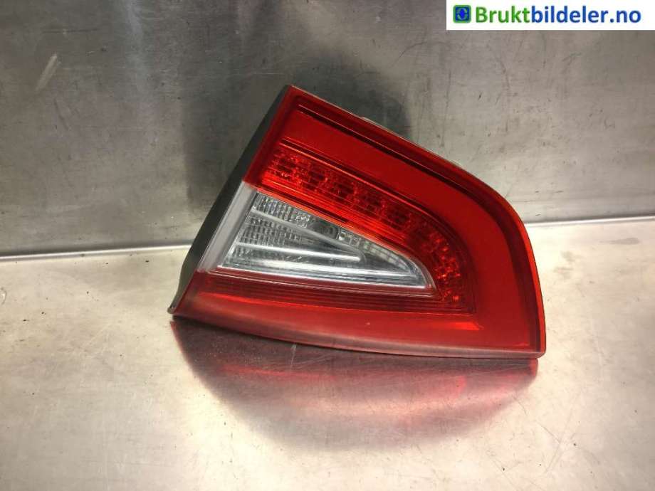 Baklykt høyre indre til Hyundai Ix35, 2010-2015  (HYUNDAI|92404-2Y500)