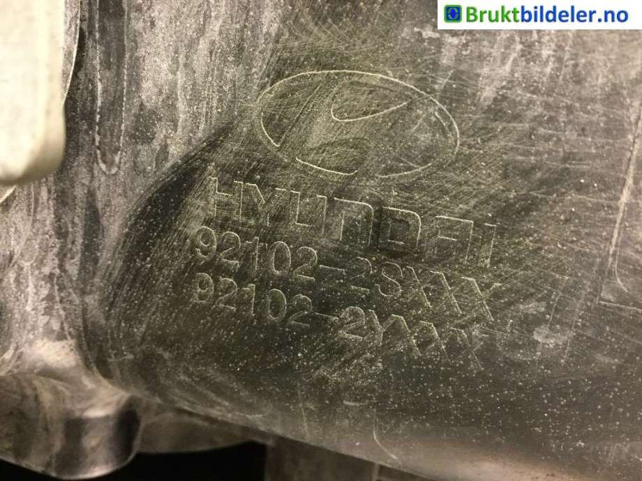 Frontlykt høyre xenon til Hyundai Ix35 2010-2015  (HYUNDAI|92102-2Y620|)