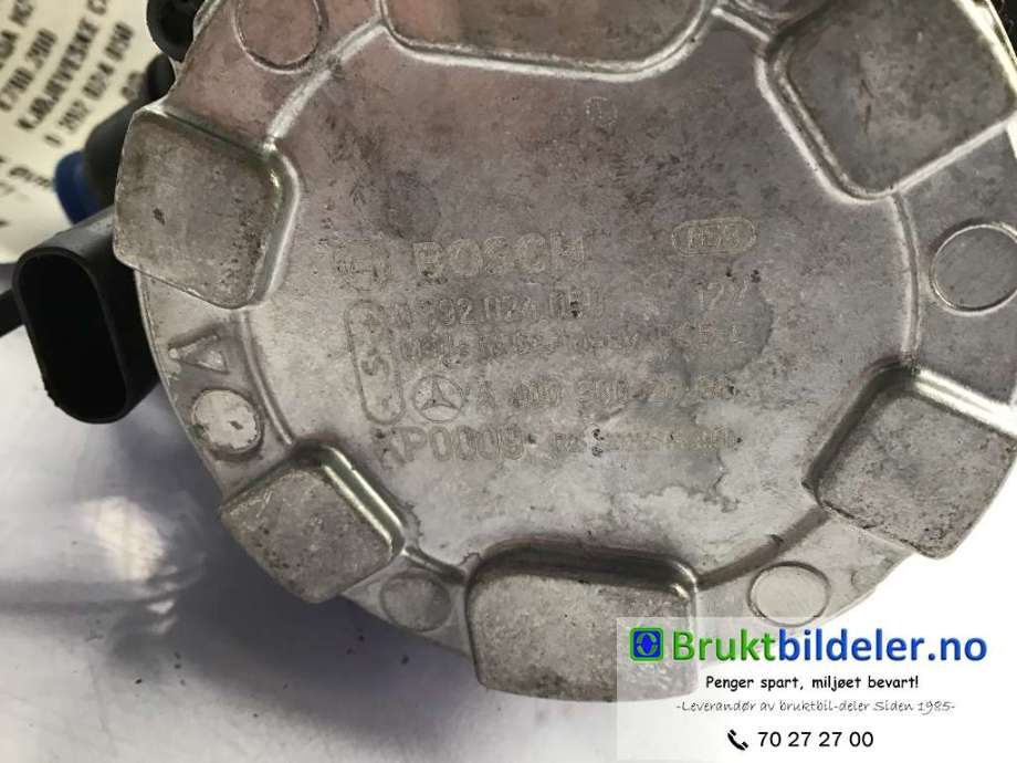 Diverse deler til Mercedes EQA 2021-->>  (A 000 500 26 86|0 392 024 050|)