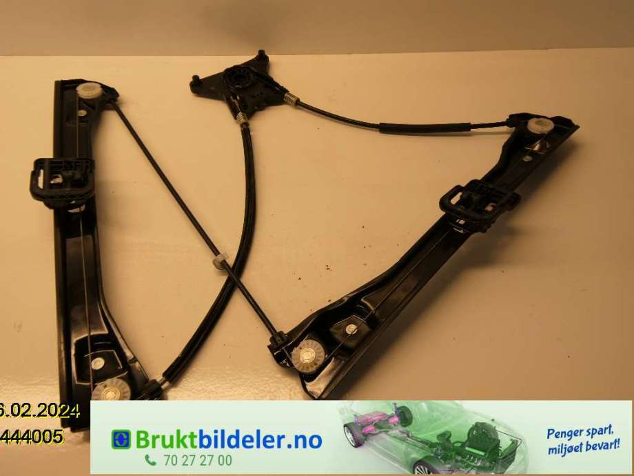 Ruteheis til Škoda Rapid 2012-2019  (SKODA|5JA 837 461 A|)