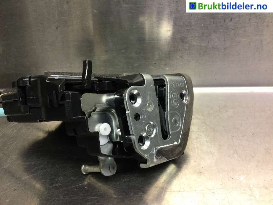 Låsekasse høyre bak til Toyota Urban Cruiser 2009-2014  (TOYOTA|69050-42021|A046693|)