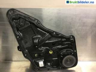 Ruteheis til VW Tiguan,   (VOLKSWAGEN|5N0 839 730 R)