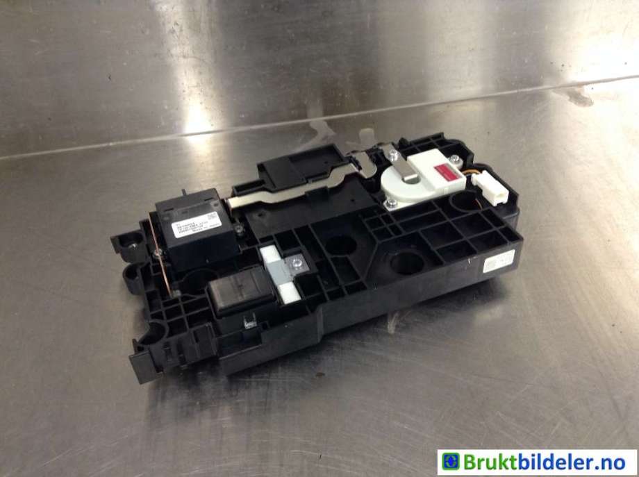 Diverse deler til Honda Insight, 2009-2013  (HONDA|1E100-RBJ-013)