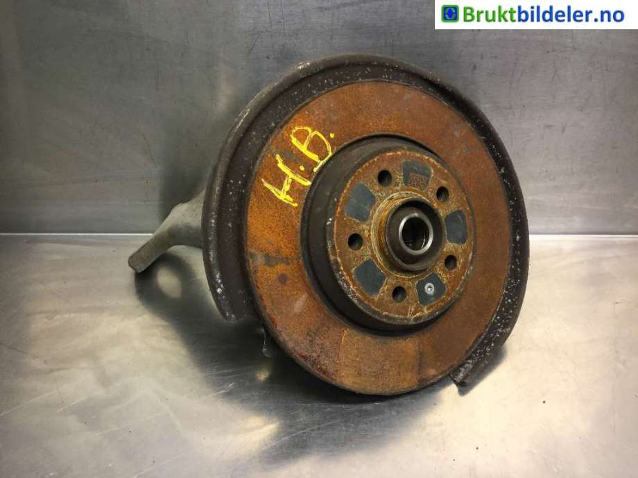 Hjulspindel høyre bak til Audi A4, Allroad 2009-2016 (Type I) (B8) (B8) (AUDI|8K0 505 432 AH|)