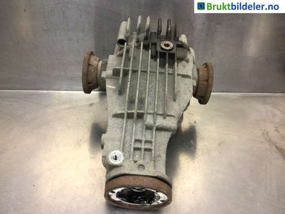 Kardang klokke bak til Audi A4, Allroad 2009-2016 (Type I) (B8) (B8) (AUDI|0BC 500 044||0AR 525 083 C)