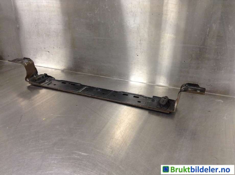 Frontplate nedre til Opel Vivaro C, 2020-->>  (9803302680)