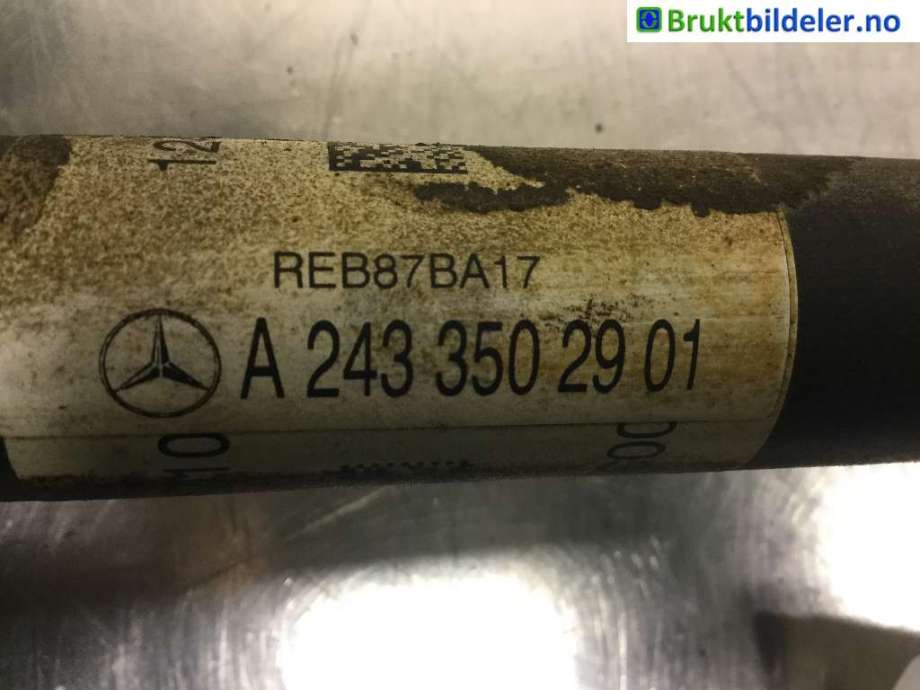 Drivaksel høyre bak til Mercedes EQA 2021-->>  (A 243 350 29 01|)