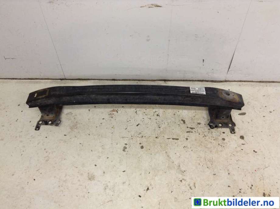 Støtfangerforsterkning foran til VW Caddy 2004-2010 (Type III, Fase 1) (VOLKSWAGEN|1T0 807 109 B|)
