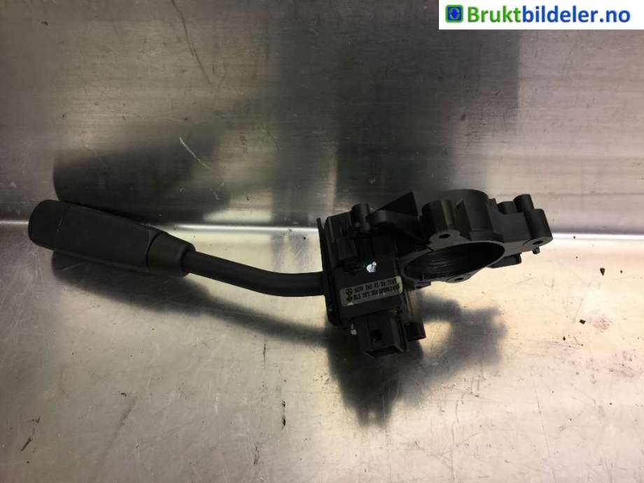 Bryter lys til Mercedes Vito/Viano 2010-2014 (Fase 2) (W639) (W639) (MERCEDES|A 639 545 01 24|)