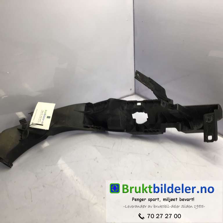 Frontlyktering høyre til BMW X1 2009-2015 (E84) (E84) (BMW|51642990180|)