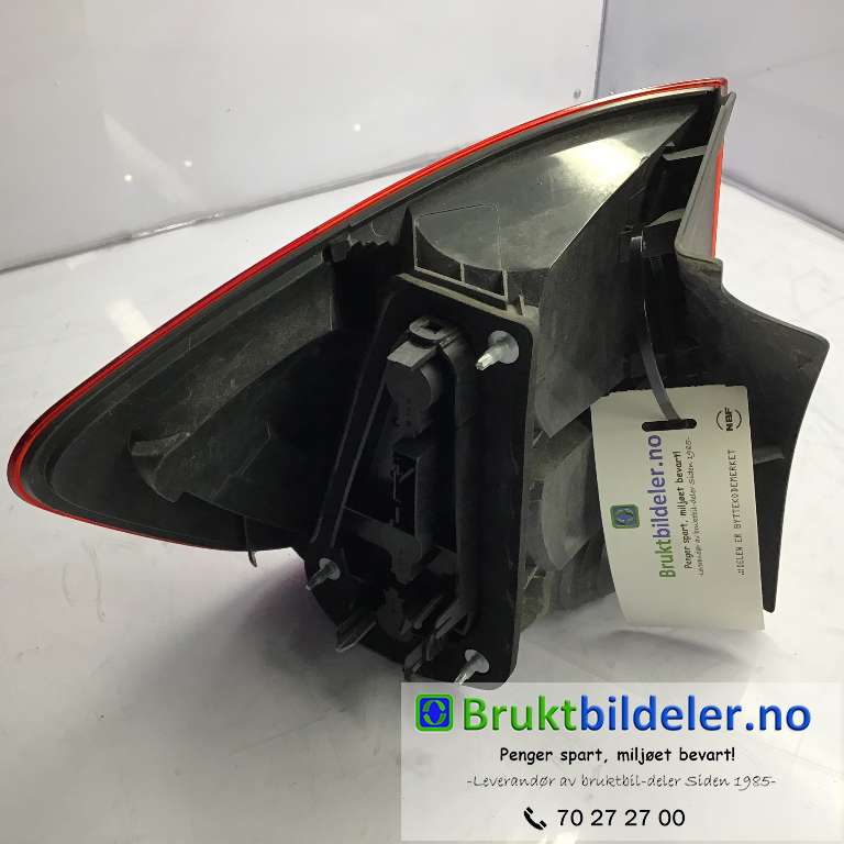 Baklykt høyre til BMW X1 2009-2015 (E84) (E84) (BMW|63 21 2 990 110-08|2 12 10 11 941|)
