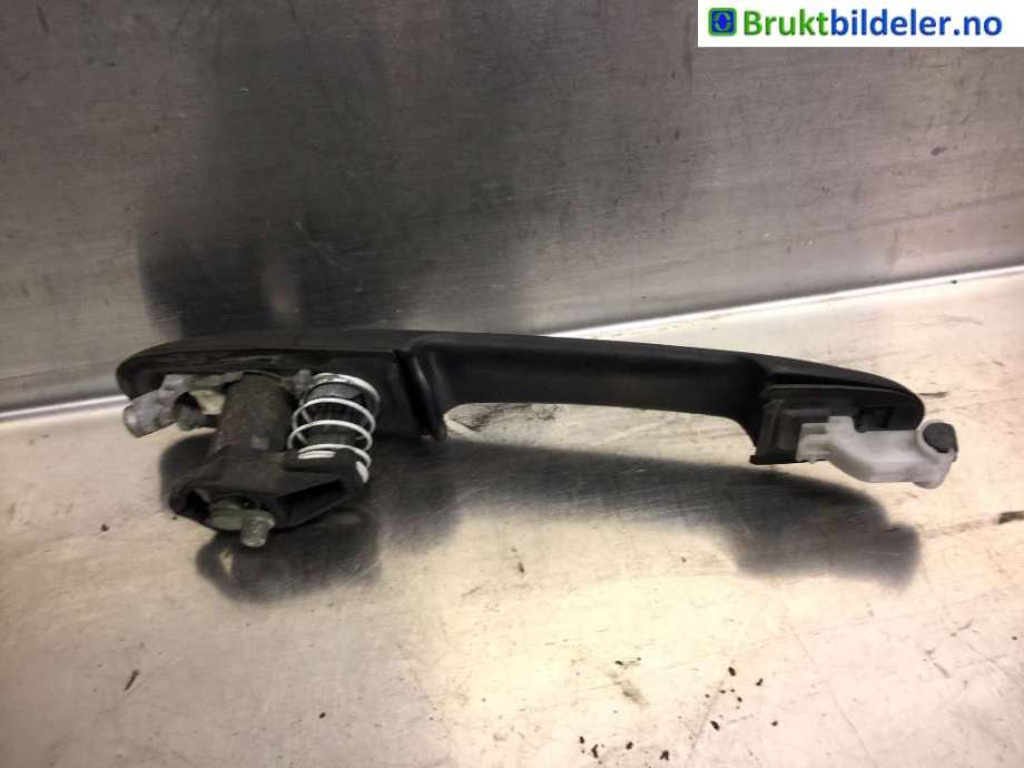 Dørhåndtak utv venstre foran til Mercedes Vito/Viano 2010-2014 (Fase 2) (W639) (W639) (MERCEDES|A 000 760 24 59|)