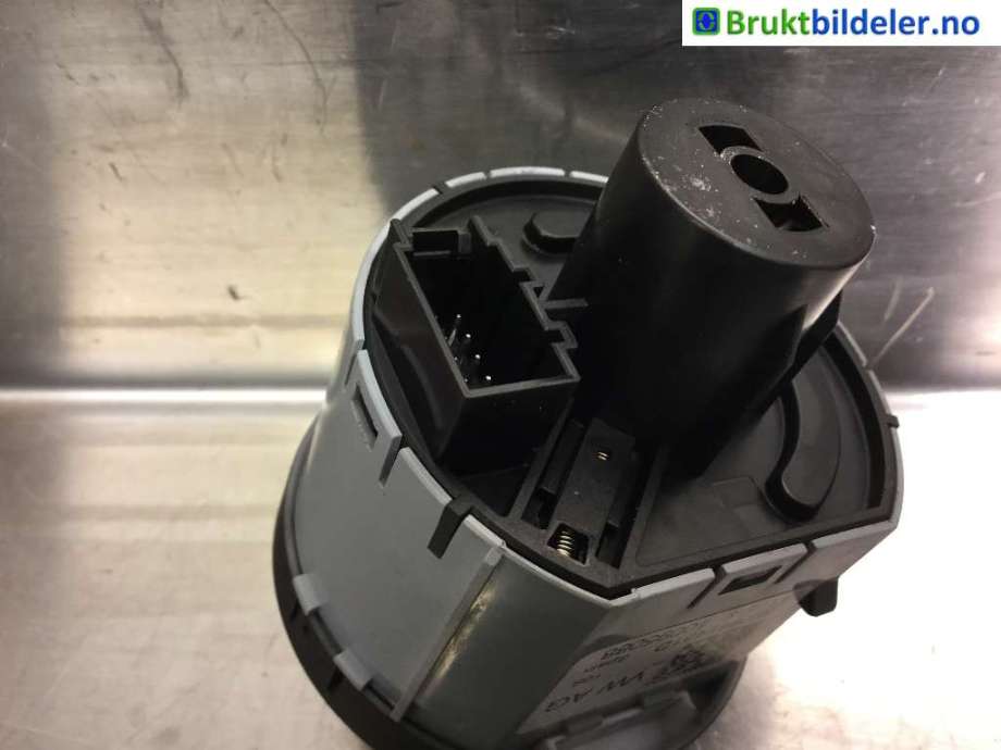 Bryter lys til Škoda Fabia 2014-2021 (Type III)  (SKODA|5E0 941 431 D||10095088)