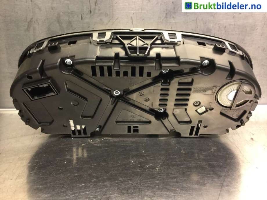 Instrumentpanel til Škoda Fabia 2014-2021 (Type III) (SKODA|6V0 920 741 A|)