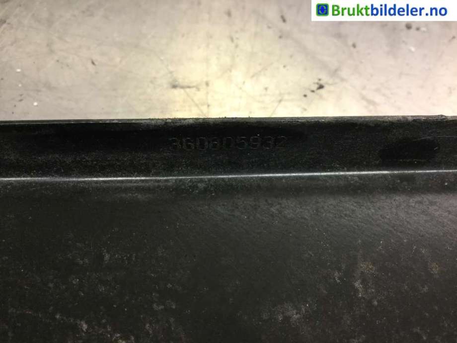 Frontplate øvre til VW Passat 2015-2019 (Fase 1) (B8) (B8) (VOLKSWAGEN|3G0 806 932|)