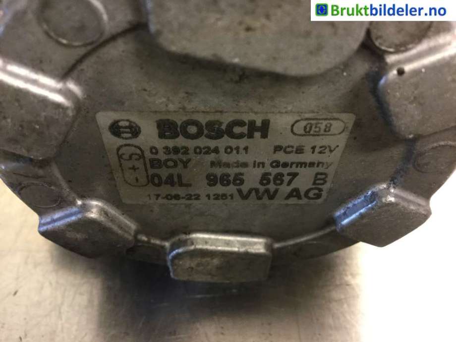 Vannpumpe til VW Passat 2015-2019 (Fase 1) (B8) (B8) (VOLKSWAGEN|04L 965 567 B|0 392 024 011|)