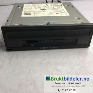 Bilstereo diverse til Škoda Octavia,   (SKODA|5Q8 035 842 C)