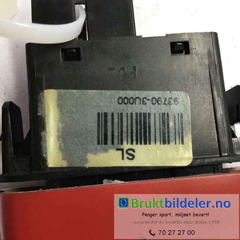Bryter nødblink til Kia Sportage 2010-2016 (Type III) (KIA|93790-3U000|)
