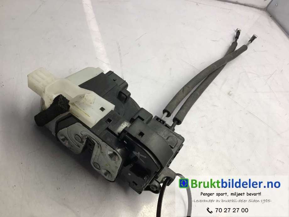 Låsekasse høyre bak til Hyundai Ix35, 2010-2015  (HYUNDAI|81420-2Y010)