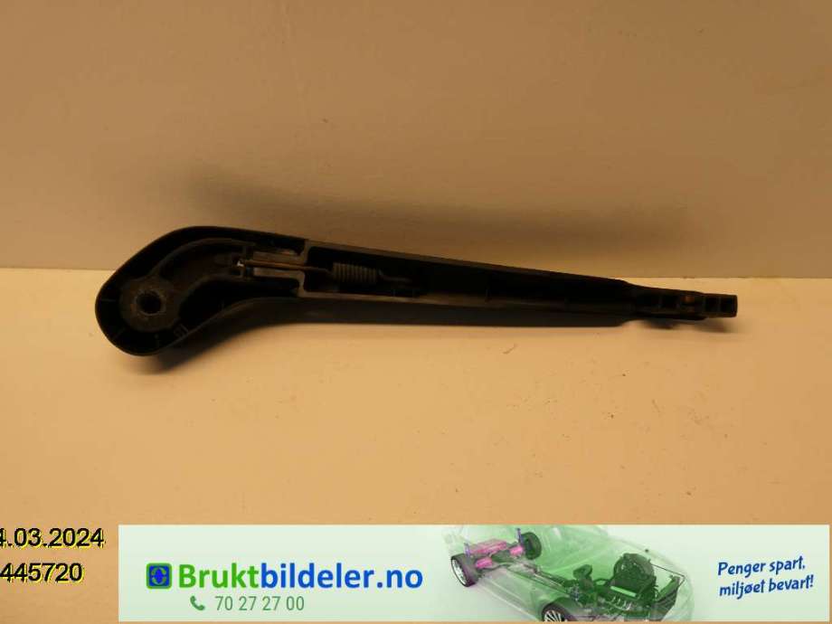 Viskerarm bakrute til Volvo V50 2007-2012 (Fase 2) (VOLVO|4M51 A17C403|)