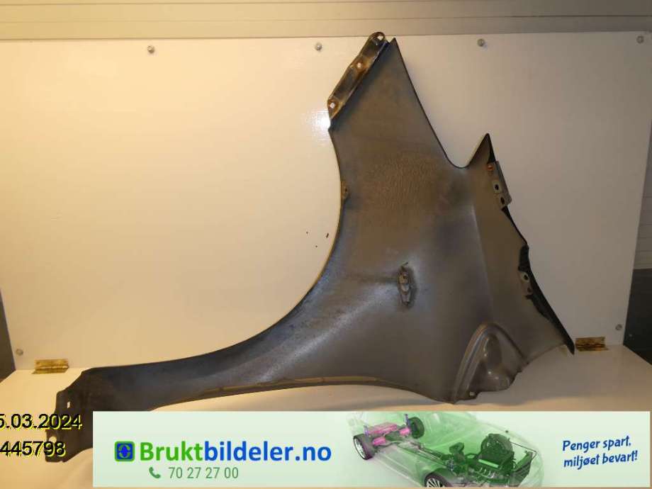 Skjerm høyre foran til Toyota Yaris 2009-2011 (Type II, Fase 2) (TOYOTA|)
