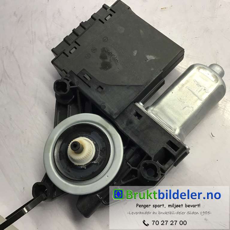 Ruteheis høyre til Volvo XC60 2017-->> (Type II)  (VOLVO|31674757|8888777262|)