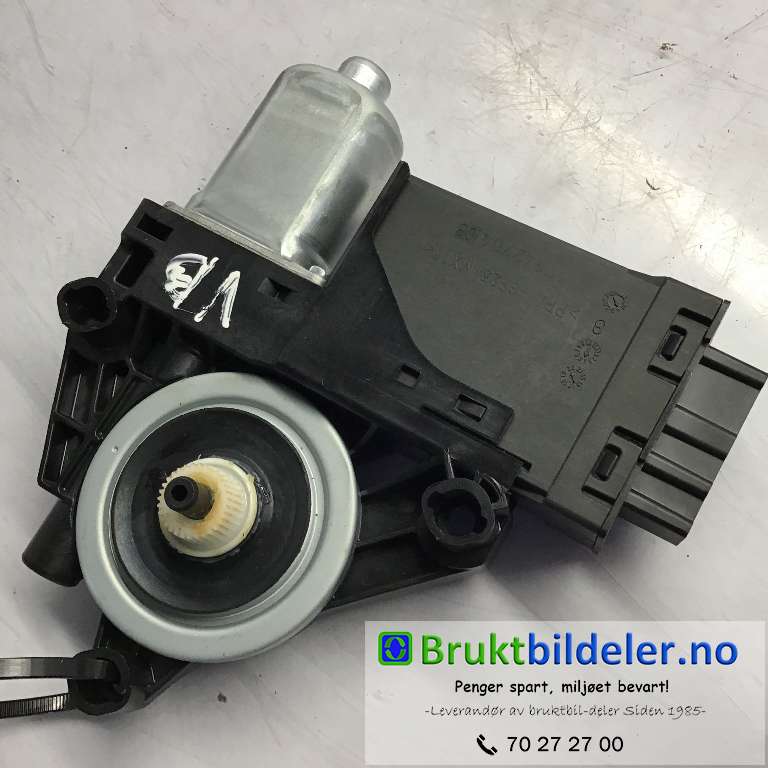 Ruteheis venstre bak til Volvo XC60 2017-->> (Type II)  (VOLVO|32283266|8889639261|)