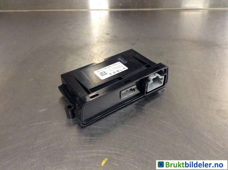 Styreenhet elektrisk parkbrems (EPB - Electric Parking Brake) til Tesla Model S 2013-2016 (Fase 1) (TESLA|1007618-00-D|)